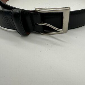 Classic Coach black leather silver buckle belt 32"